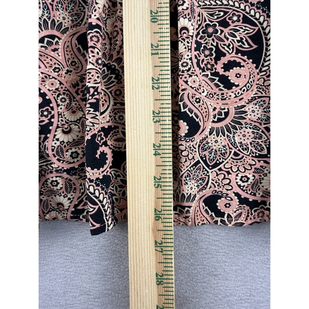 Chic Soul Women's Plus Sz 1X V-Neck Paisley Prints Ruffle Details Blouse Top - Picture 7 of 8